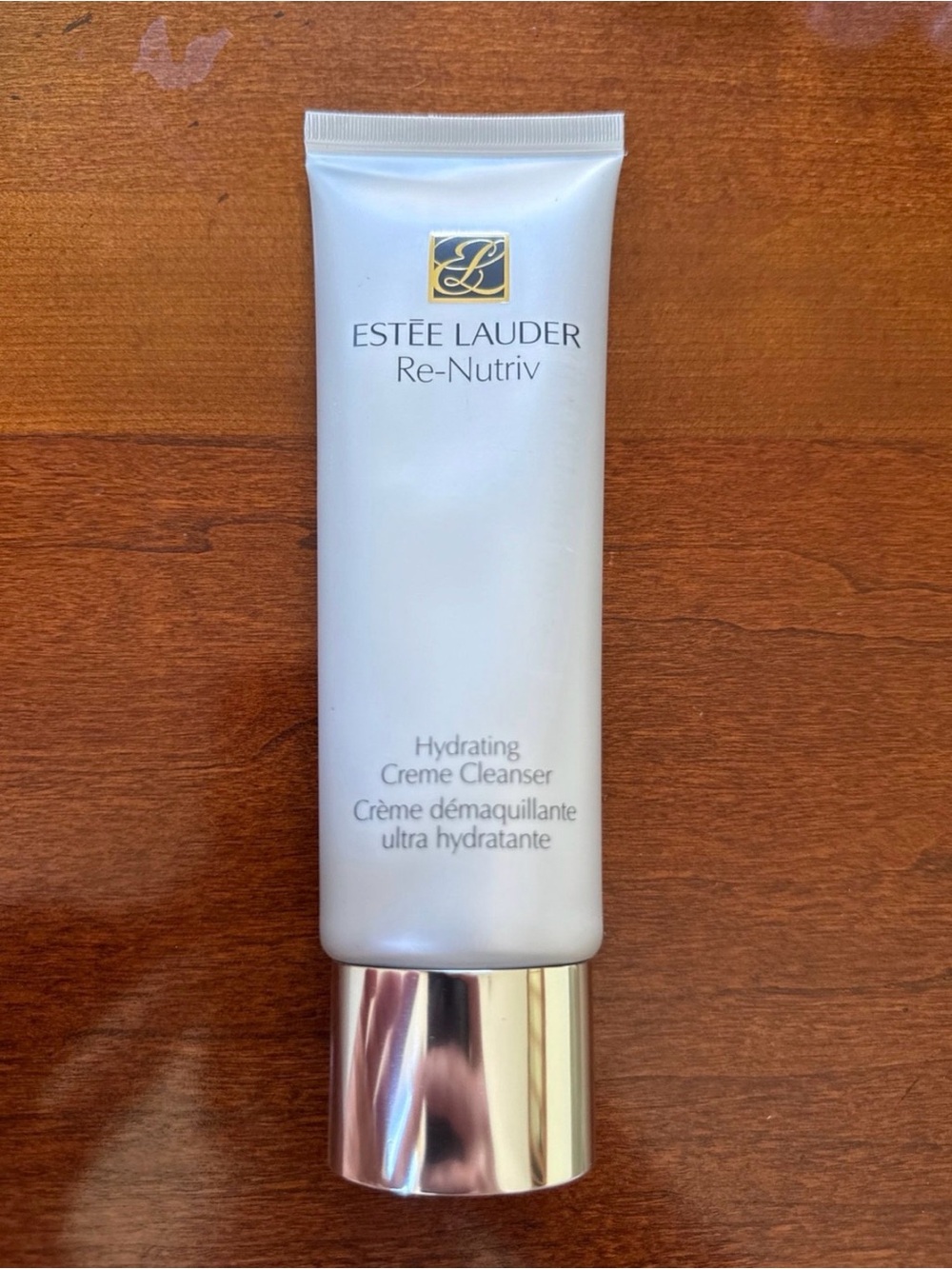 Estée Lauder Re-Nutriv Hydrating Crème Cleanser